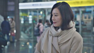 The World of the Married Episode 10 The Runaway Preview Still