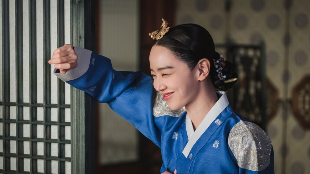 Mr. Queen Episode 06