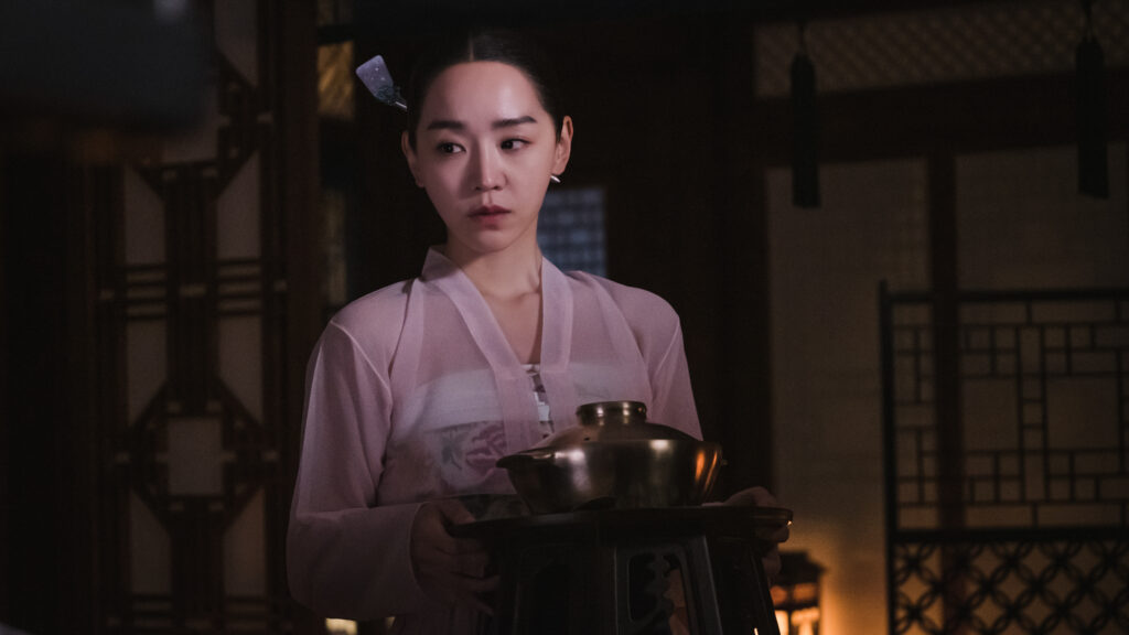 Mr. Queen Episode 15