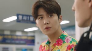 Hometown Cha-Cha-Cha Episode 4 The Moment Your Temperature Melted My Heart Preview Still