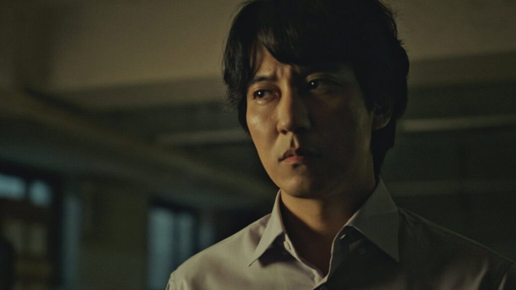 Through the Darkness Episode 08