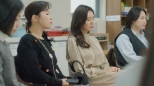 Green Mothers’ Club Episode 7 The Scarlet Letter Preview Still