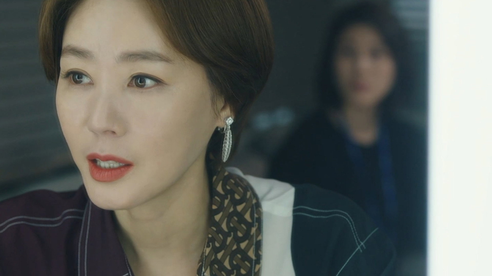 Watch Kill Heel Ep 09 Eng Sub