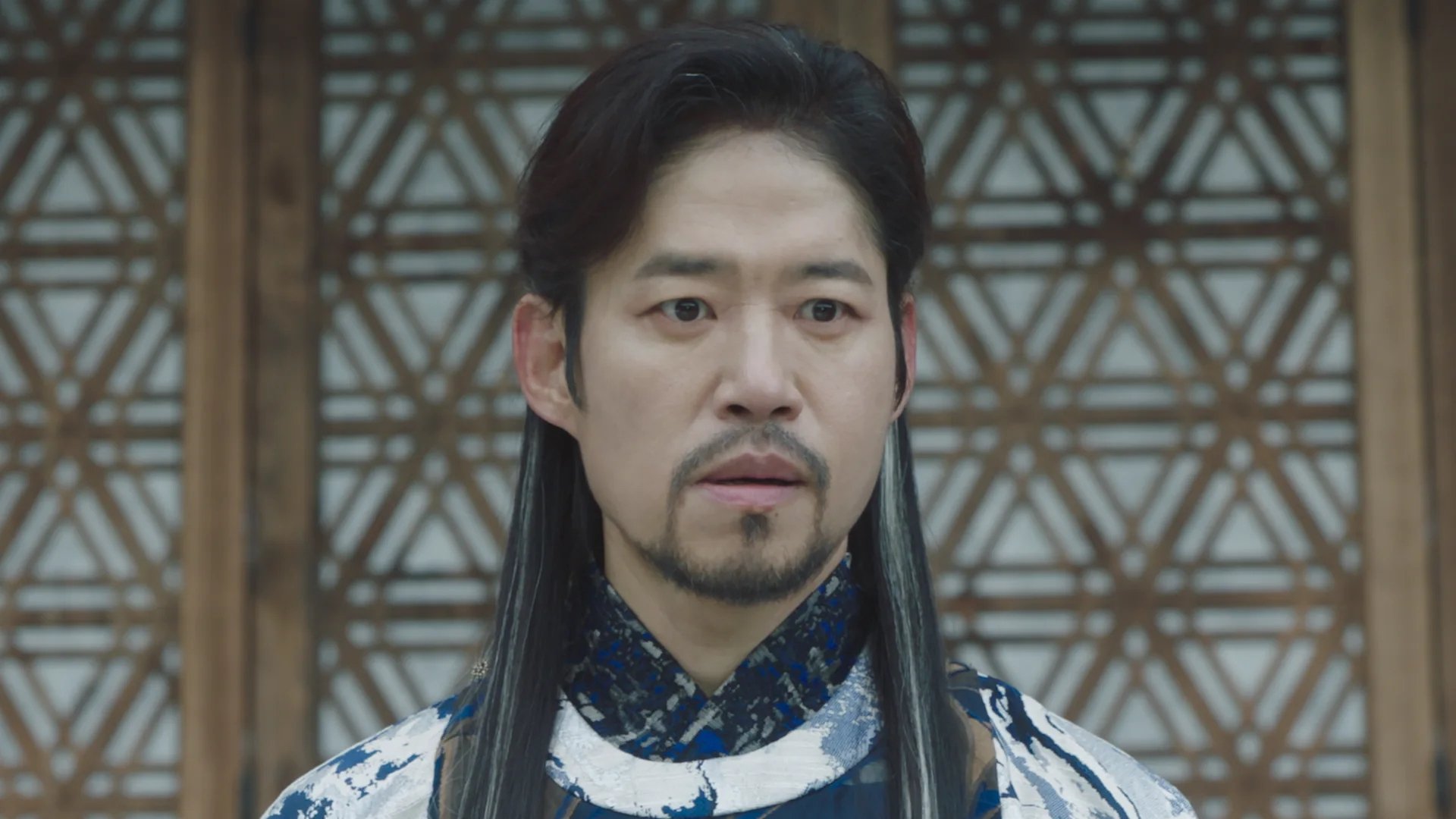 Watch Alchemy of Souls Ep 04 Eng Sub
