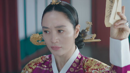 Under the Queen’s Umbrella Episode 11