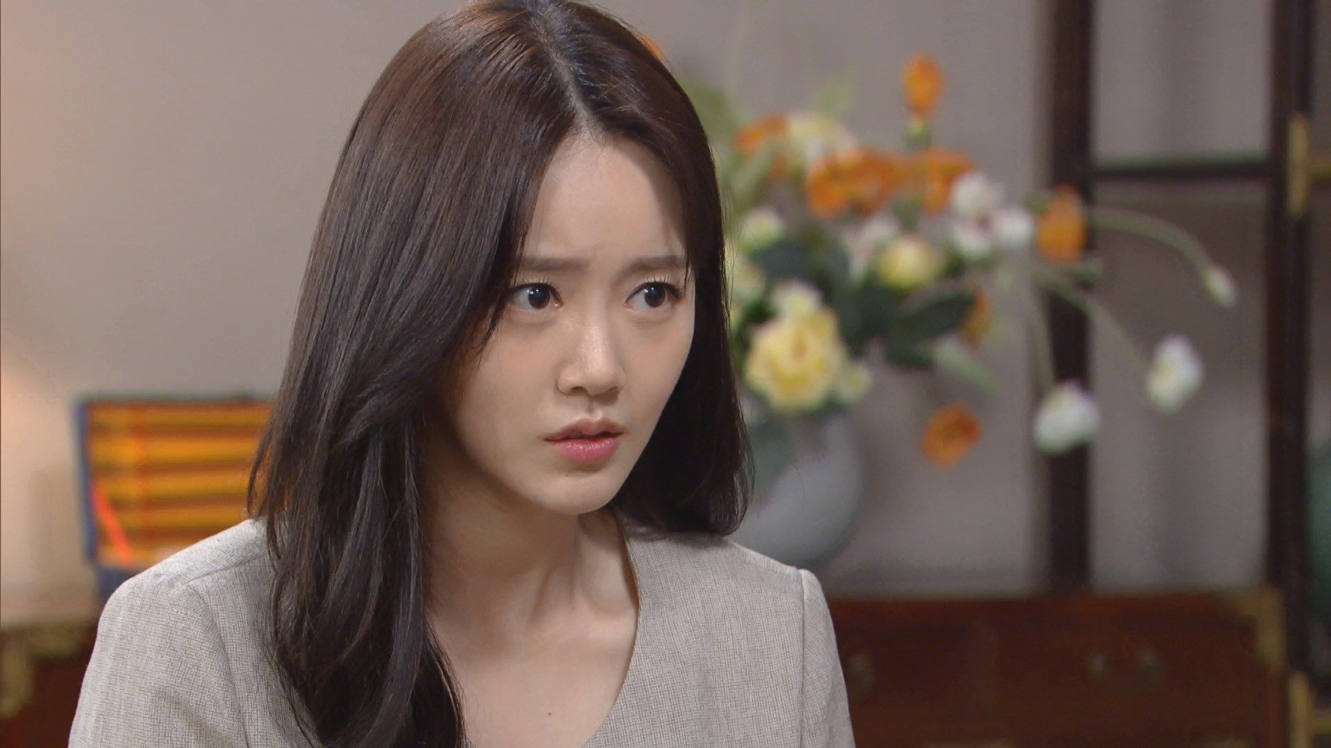 Watch Woman in a Veil Ep 82 Eng Sub