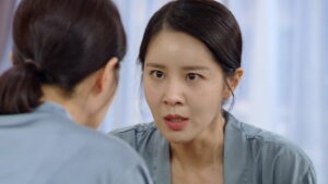 The Elegant Empire Episode 3 A Photo of Gi Yun and Hee Jae Preview Still
