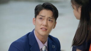 The Elegant Empire Episode 21 Ju Kyung Needs to Do Something Preview Still