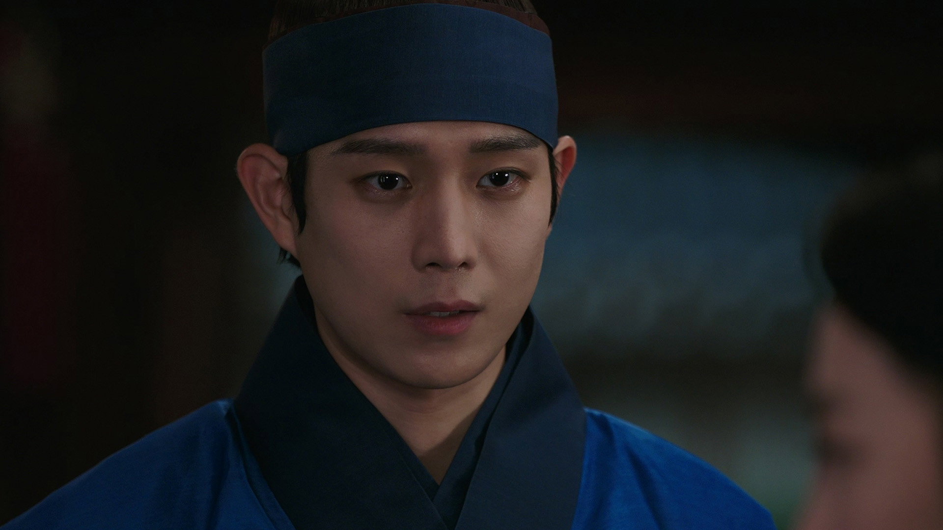 Watch Moon in the Day Ep 05 Eng Sub