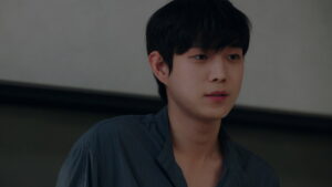 Moon in the Day Episode 11 Who is Chul-hwan? Preview Still