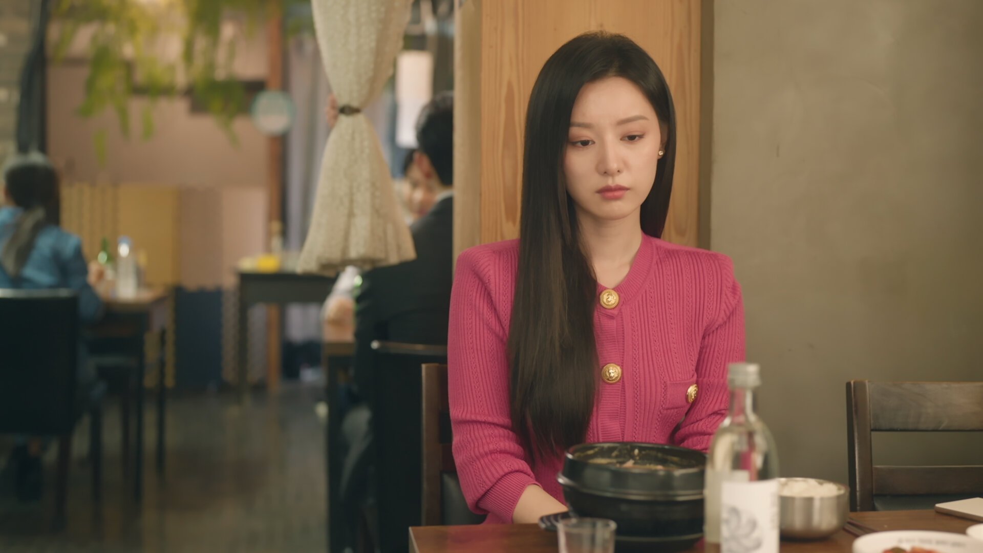 Watch Queen of Tears Ep 08 Eng Sub