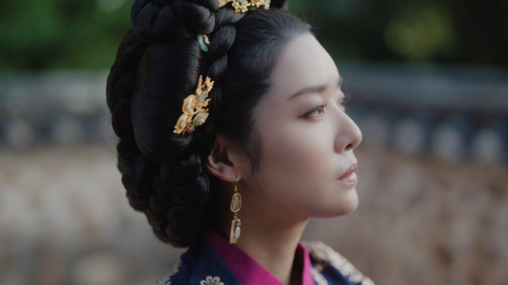 The Queen Who Crowns Episode 03
