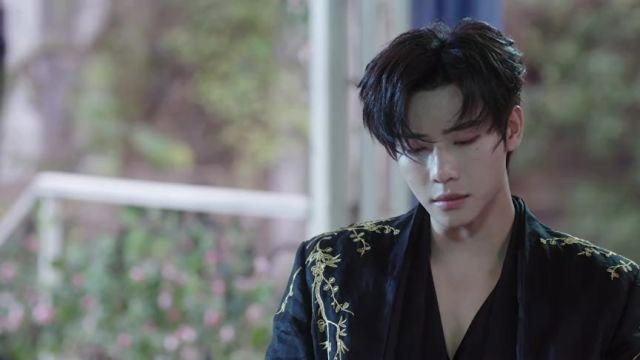 Watch Love Beyond the Curse Ep 12 Eng Sub
