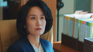 Undercover Miss Hong Episode 13 Witch Hunt Preview Still