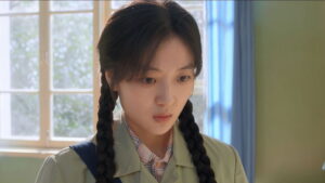 Love Story in the 1970s Episode 1 Fang Mu Yang Is Injured while Saving Someone Preview Still