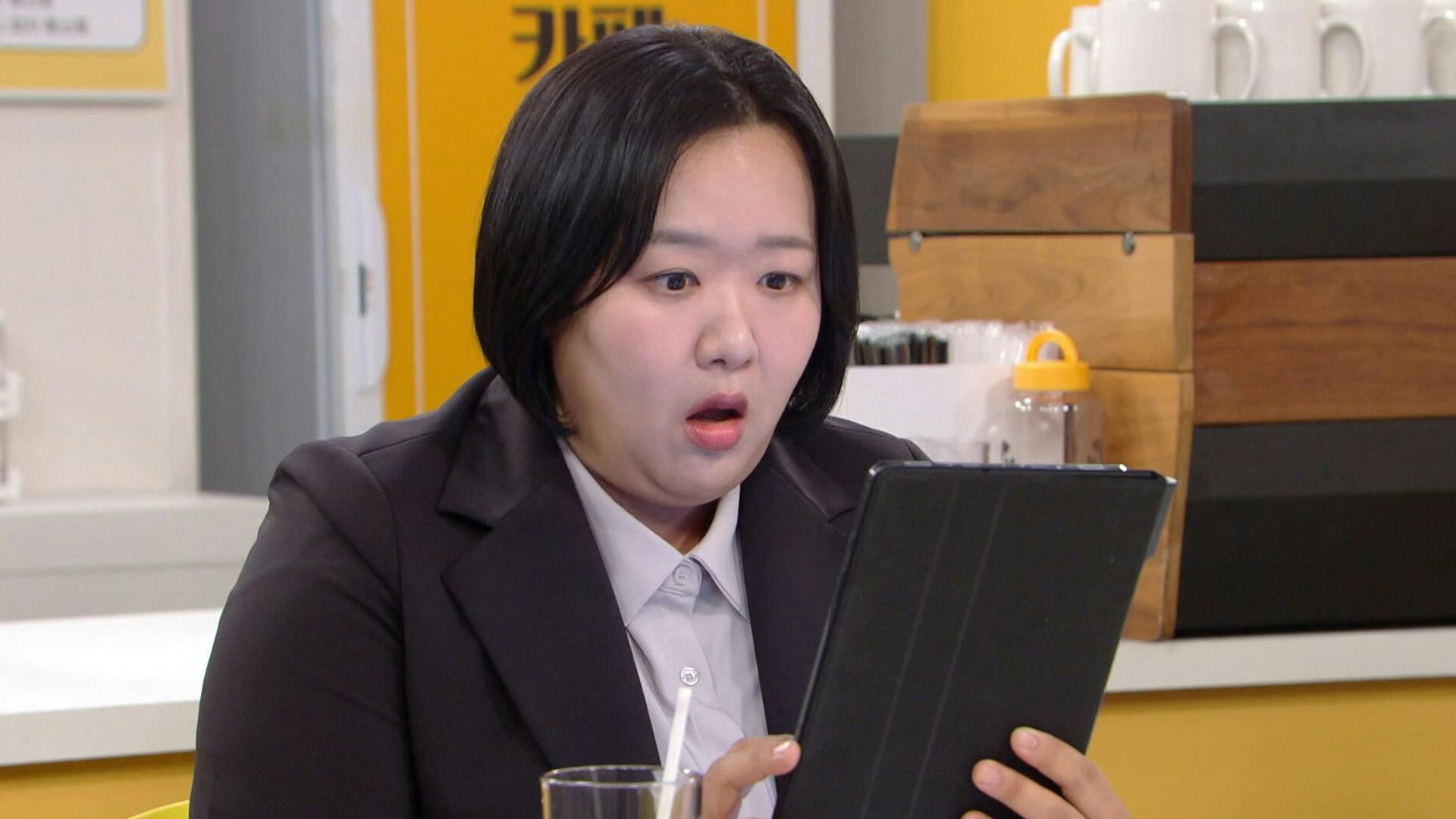 Watch Pearl in Red Ep 33 Eng Sub